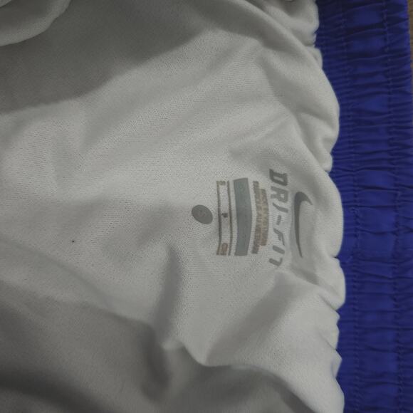 Nike Tempo Shorts Small Women Purple Workout Running Shorts - Picture 3 of 3